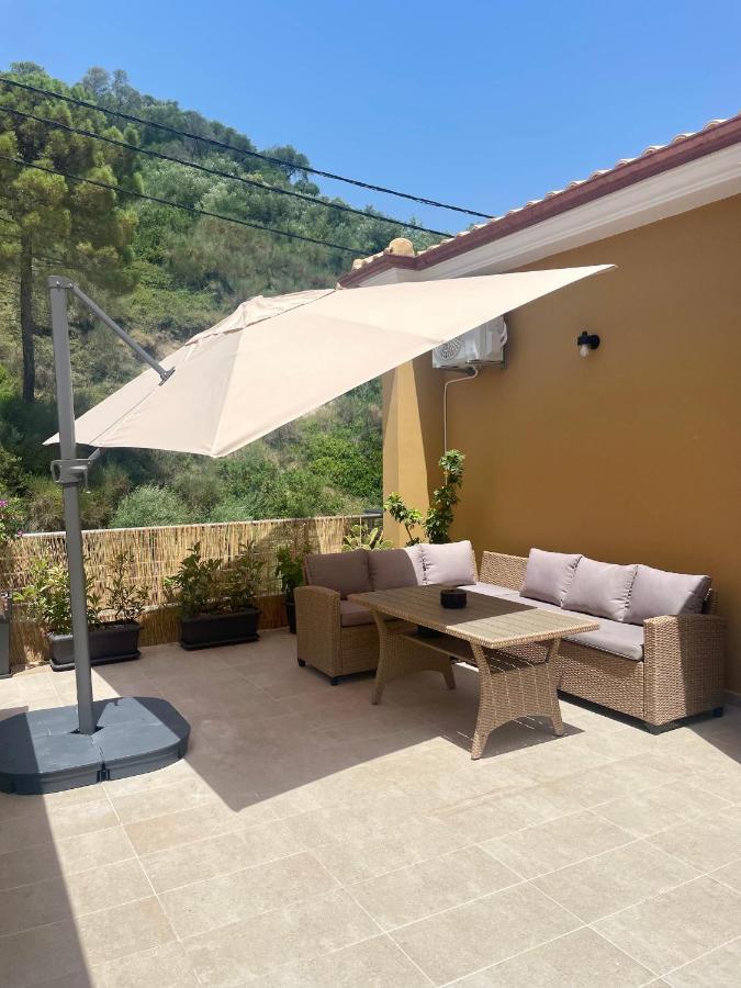 Atrium Apartment Parga Eksteriør billede